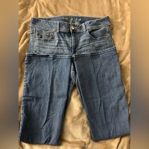 American Eagle 🦅 blue jeans size 14